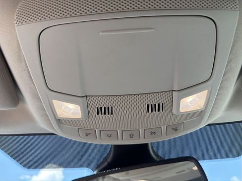 Used 2024 Ford Edge SEL AWD/4WD image 30