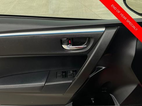 Used 2016 Toyota Corolla S Premium image 11