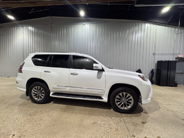 Used 2017 Lexus GX 460 Luxury w/ Preferred Accessory Package AWD/4WD image 5