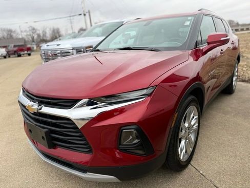 Used 2019 Chevrolet Blazer LT w/ Sun and Wheels Package image 2