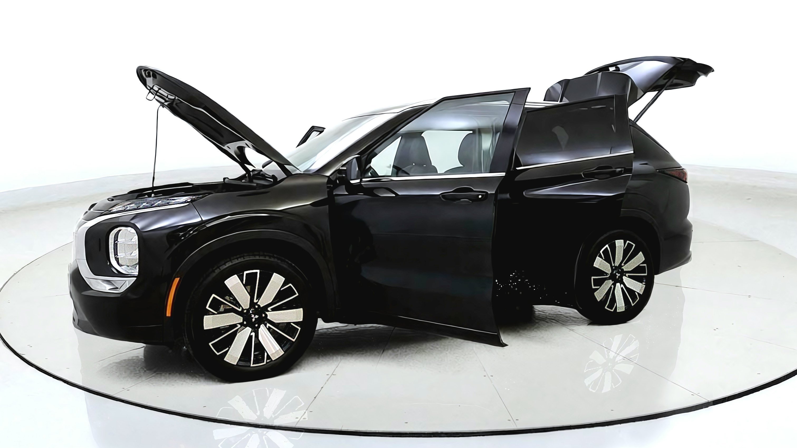 Used 2025 Mitsubishi Outlander AWD image 11