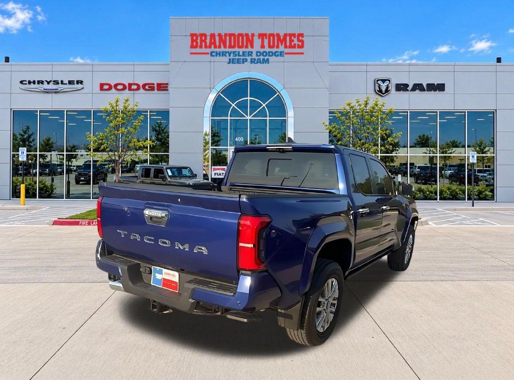 Used 2024 Toyota Tacoma Limited w/ Limited Package (LT) AWD/4WD image 4