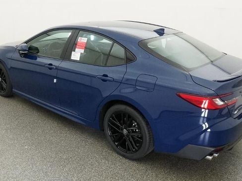 New 2026 Toyota Camry SE image 5