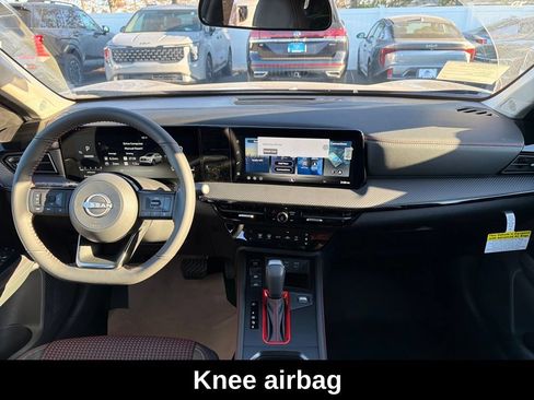 Used 2026 Nissan Kicks SR FWD image 15