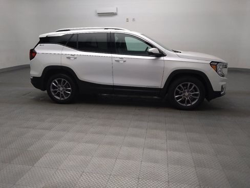 Used 2022 GMC Terrain SLT w/ Tech Package AWD/4WD image 11