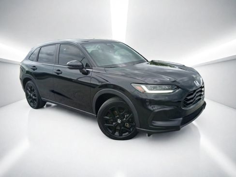 Used 2024 Honda HR-V Sport image 2
