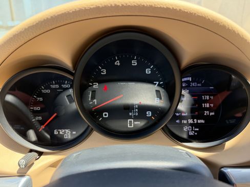 Used 2013 Porsche Boxster image 28