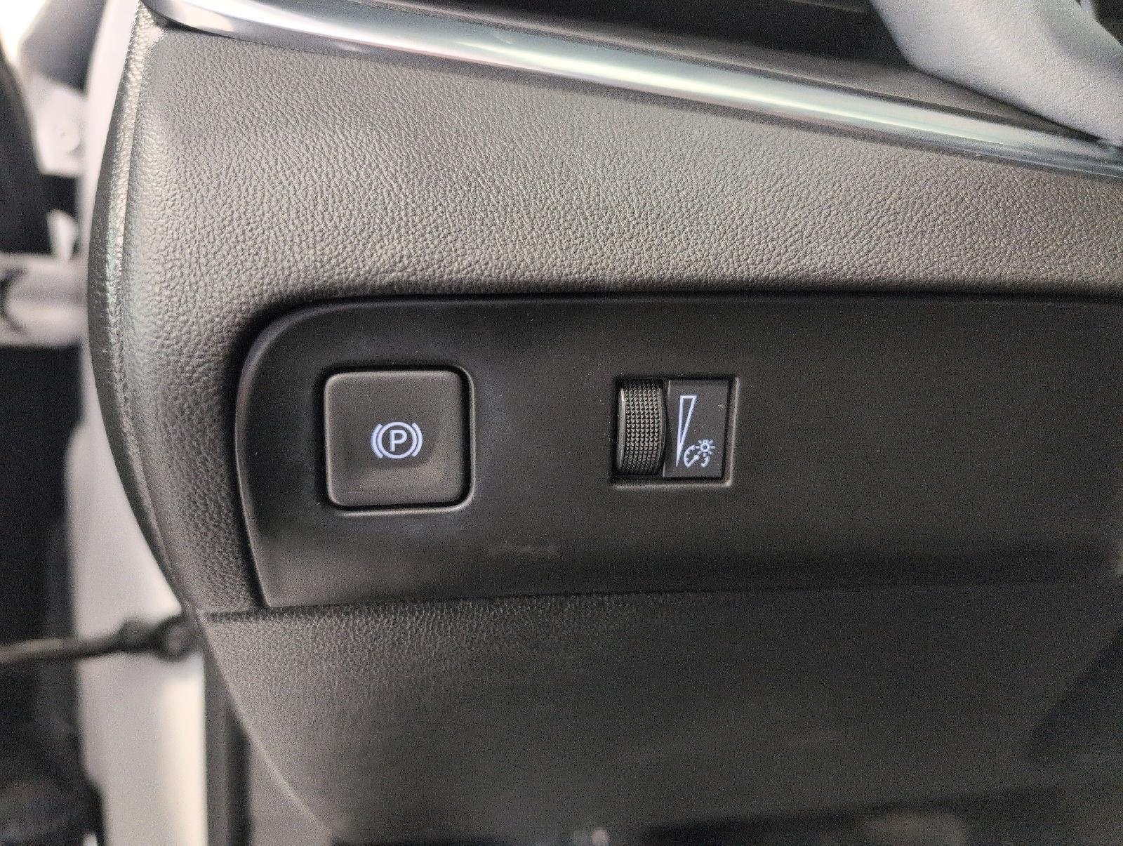 Used 2023 Buick Enclave Essence w/ Experience Buick Package AWD/4WD image 10