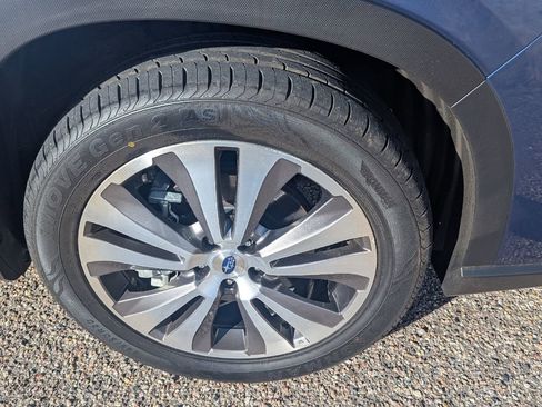 Used 2022 Subaru Ascent Limited w/ Technology Package image 11