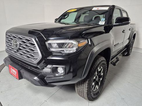 Certified 2023 Toyota Tacoma TRD Off-Road w/ TRD Premium Off Road Package AWD/4WD image 1