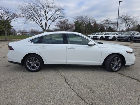 Certified 2024 Honda Accord EX image 19
