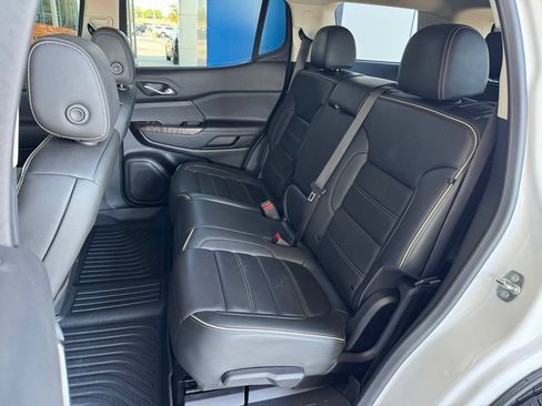 Used 2023 GMC Acadia Denali AWD/4WD image 22