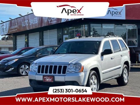 Used 2010 Jeep Grand Cherokee Laredo RWD image 1