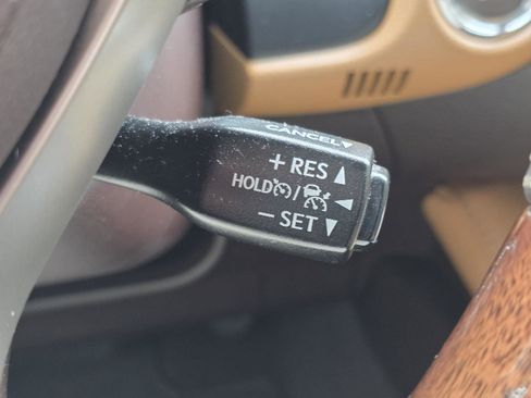 Used 2018 Lexus ES 350 w/ Premier Package image 14