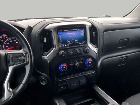 Used 2021 Chevrolet Silverado 1500 RST AWD/4WD image 7