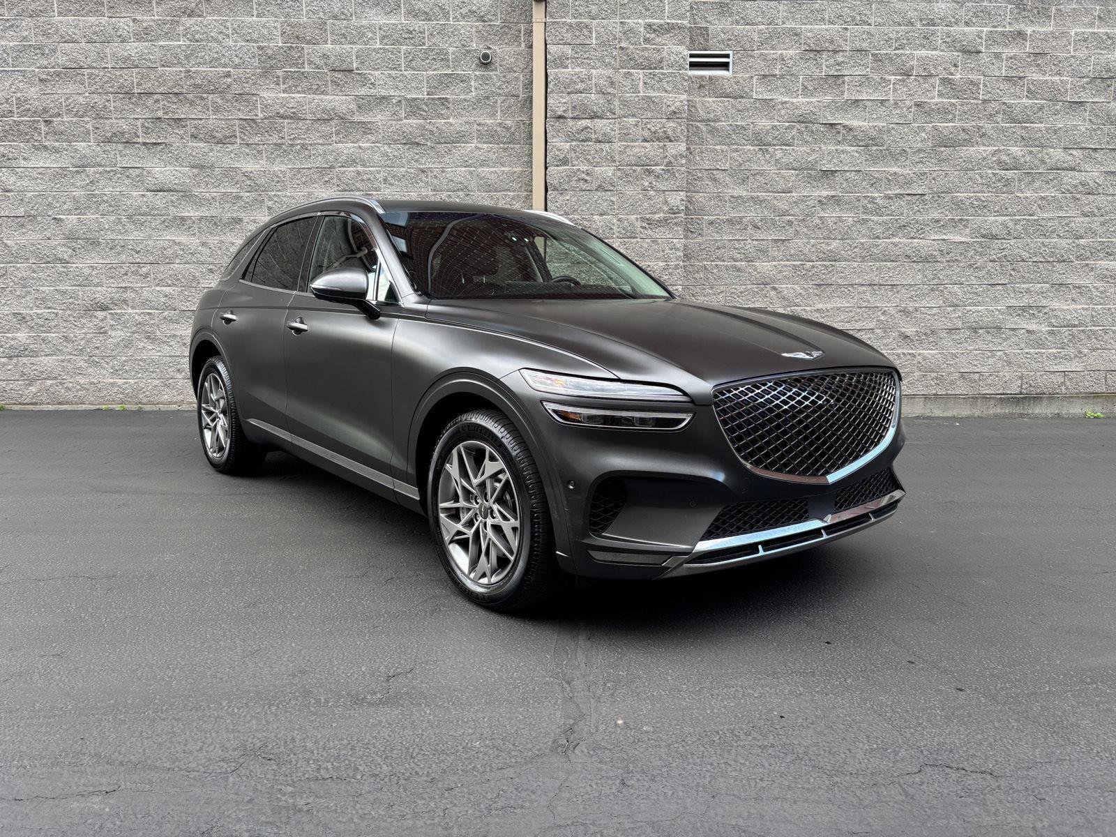 Used 2023 Genesis GV70 2.5T w/ Advanced Package AWD/4WD image 1