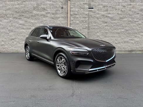 Used 2023 Genesis GV70 2.5T w/ Advanced Package AWD/4WD image 1