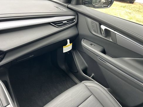 New 2026 Buick Enclave Sport Touring w/ Power Package image 17