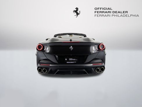 Certified 2019 Ferrari Portofino image 7