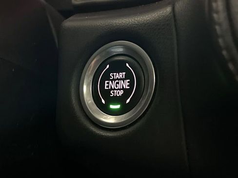 Used 2021 Chevrolet Tahoe Z71 w/ Luxury Package image 17