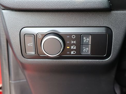 Used 2022 Ford Escape SE w/ SE Sport Appearance Package AWD/4WD image 29