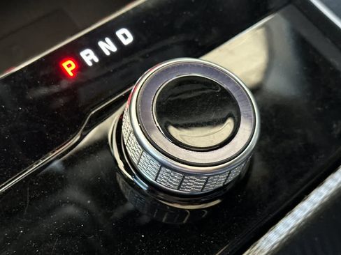 Used 2024 Jeep Grand Cherokee Altitude RWD image 23