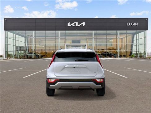 New 2025 Kia Niro EX Touring image 5