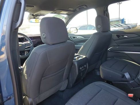 Certified 2024 Chevrolet Traverse LT w/ LPO, Floor Liner Package FWD image 14