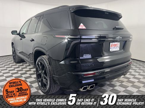 Certified 2024 Chevrolet Traverse RS w/ LPO, Floor Liner Package image 7