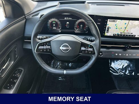 Used 2023 Nissan Ariya AWD image 17