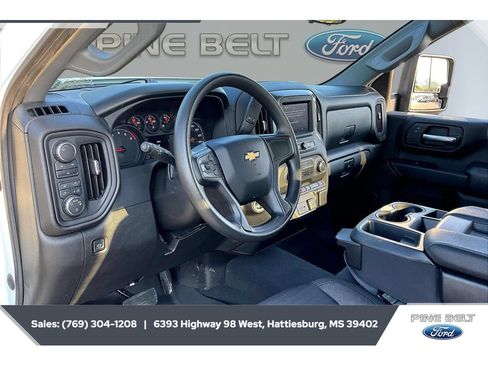 Used 2024 Chevrolet Silverado 2500 Custom w/ Custom Convenience Package AWD/4WD image 13