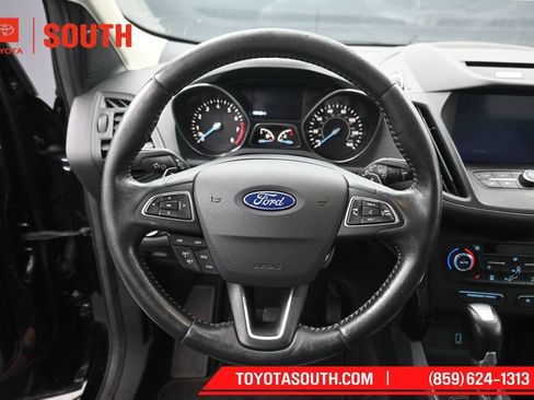 Used 2017 Ford Escape SE w/ Equipment Group 201A AWD/4WD image 20