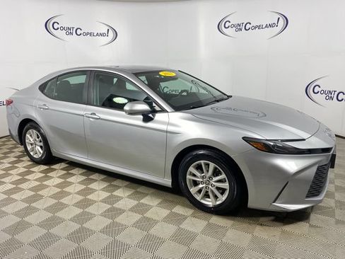 Used 2025 Toyota Camry LE FWD image 1