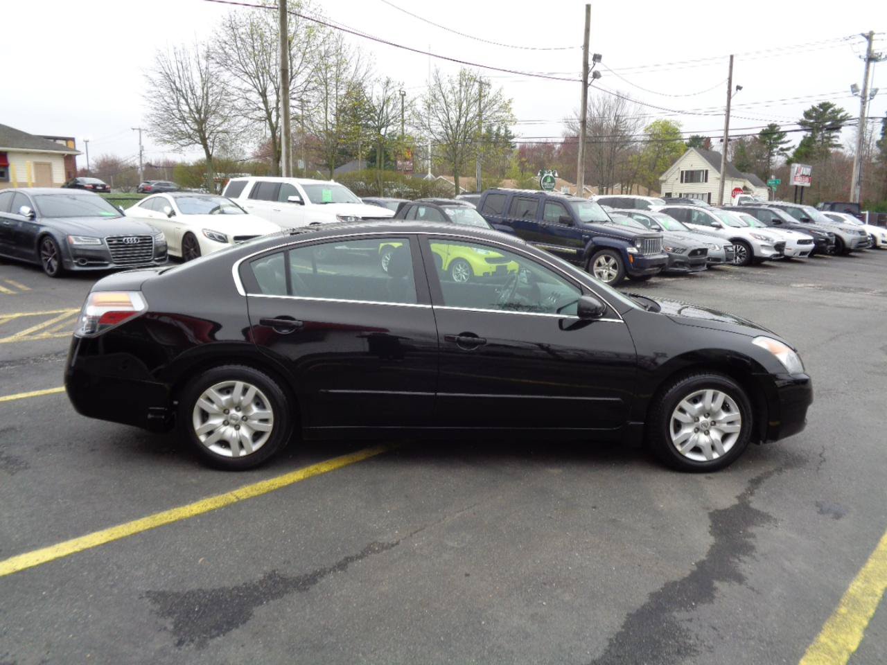 Used 2009 Nissan Altima 2.5 S FWD image 12