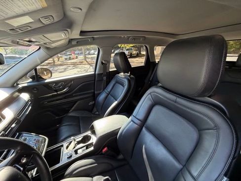 Used 2022 Lincoln Corsair Reserve w/ Equipment Group 201A image 12