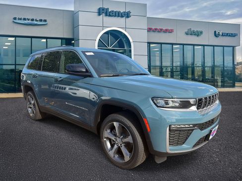 New 2026 Jeep Grand Cherokee L Limited AWD/4WD image 1