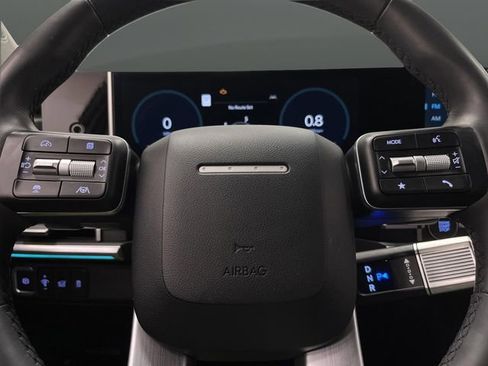 Used 2024 Hyundai Santa Fe Limited image 19