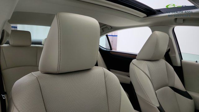 Used 2025 Lexus ES 350 w/ Premium Package FWD image 34