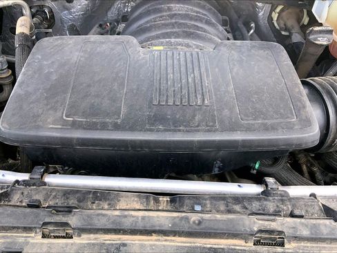 Used 2022 GMC Sierra 1500 SLT AWD/4WD image 33