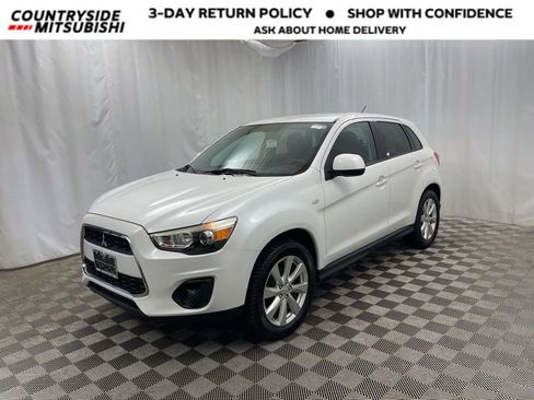 Used 2015 Mitsubishi Outlander Sport ES image 1
