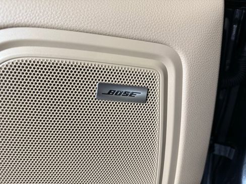 New 2026 Porsche Macan image 29