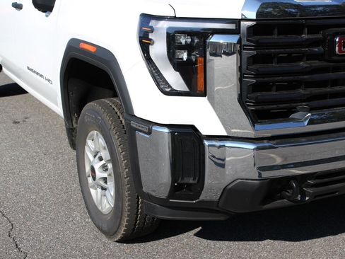 New 2025 GMC Sierra 2500 Pro w/ Convenience Package image 3