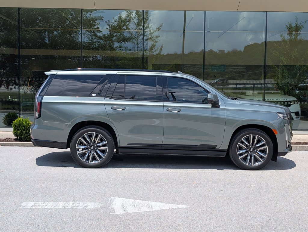 Used 2024 Cadillac Escalade Sport Platinum w/ LPO, Floor Liner Package AWD/4WD image 8