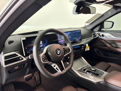 Used 2026 BMW i4 eDrive40 w/ M Sport Package RWD image 4