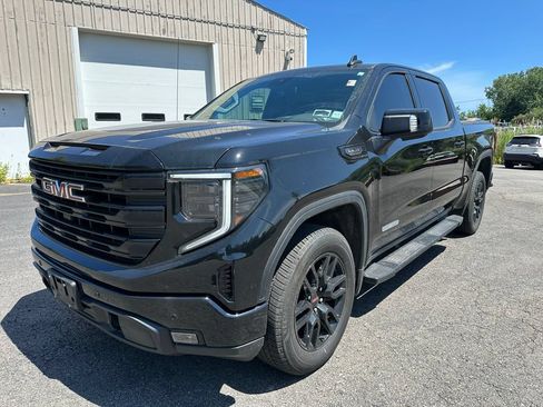 Used 2025 GMC Sierra 1500 Elevation w/ Elevation Premium Package AWD/4WD image 11