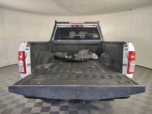 Used 2024 RAM 2500 Tradesman w/ Chrome Appearance Group AWD/4WD image 9