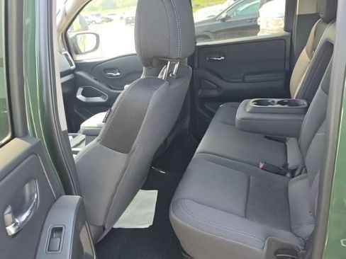 Used 2026 Nissan Frontier SV w/ Tow Package AWD/4WD image 12