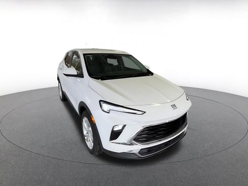 Used 2025 Buick Encore GX Preferred image 3