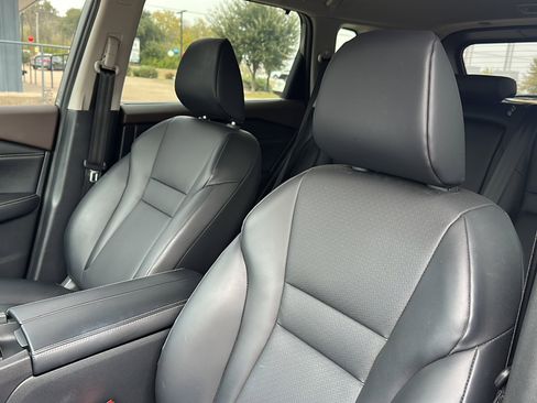 Used 2023 Nissan Rogue SV w/ SV Premium B Package image 14