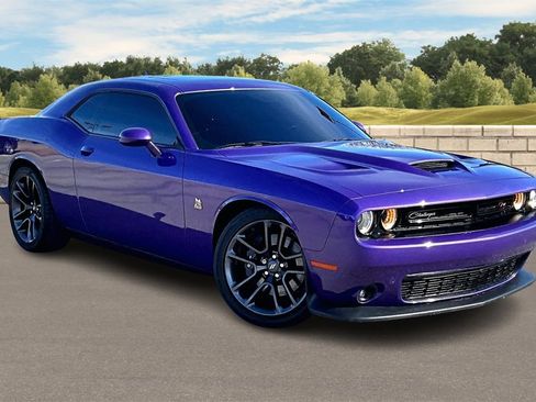 Used 2023 Dodge Challenger R/T Scat Pack image 2